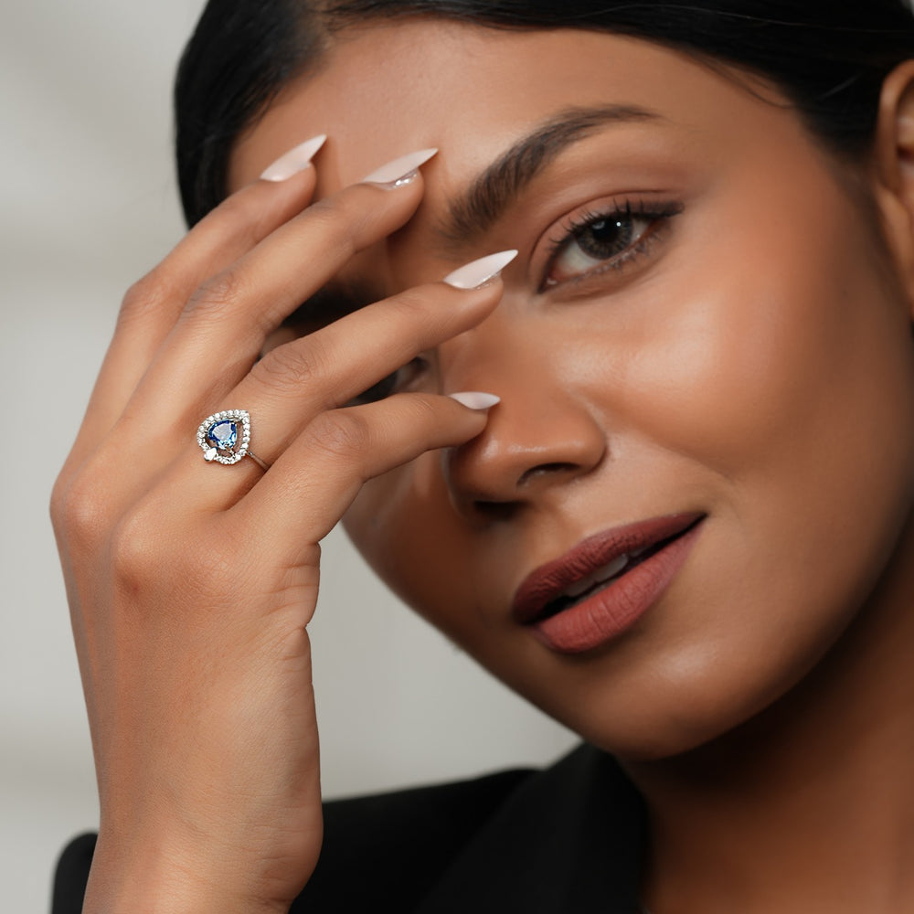 
                  
                    Romantic halo-style heart ring
                  
                