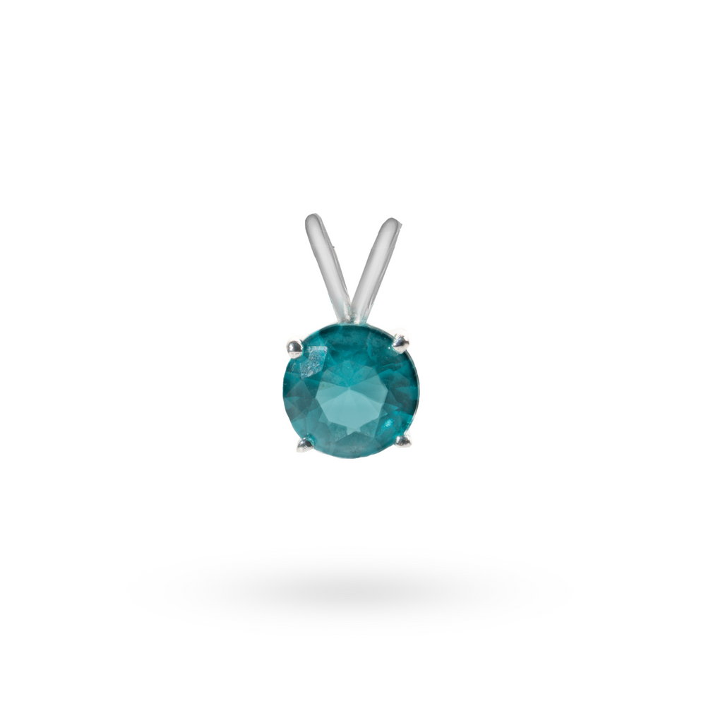 
                  
                     Classic Round Solitaire Pendant in 925 silver
                  
                
