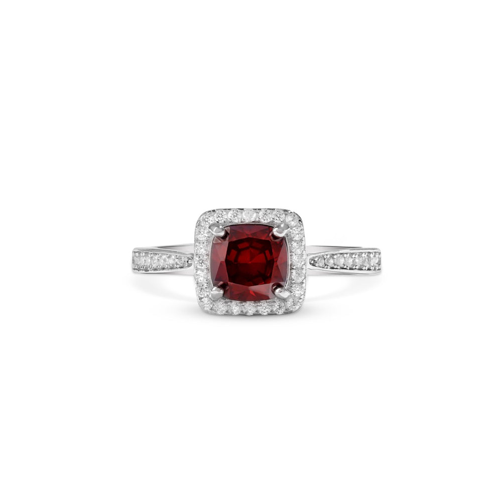 Klarity Ethereal Blush Solitaire Ring in radiant pink, crafted in 925 silver