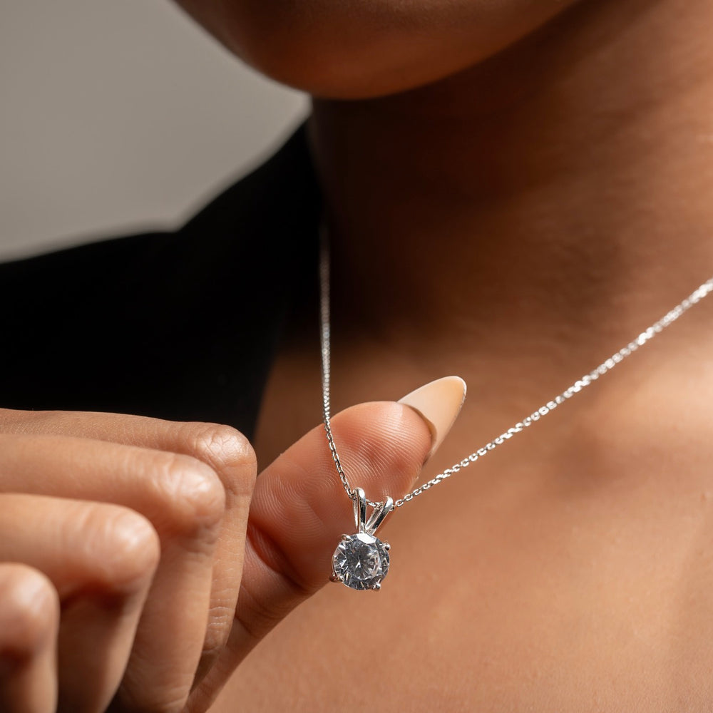 Timeless sterling silver solitaire pendant by Klarity for daily elegance